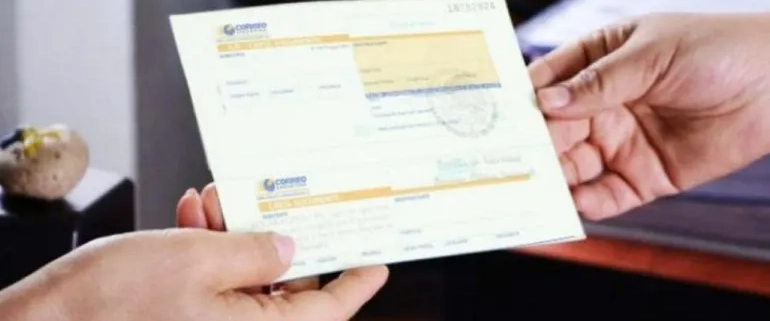 Carta documento de la ART: rechazo, alta médica y notificación de prórroga